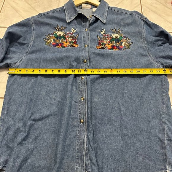 Vintage Holiday Embroidered Patch Denim Chambray Oversized Button Shirt Bear XL - Picture 6 of 7